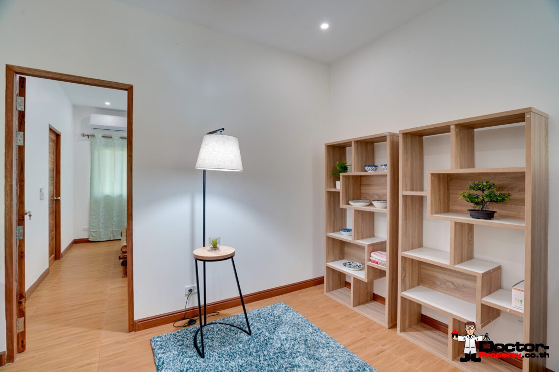 7 Bedroom Resort with Pool in Lipa Noi, Koh Samui – For Sale